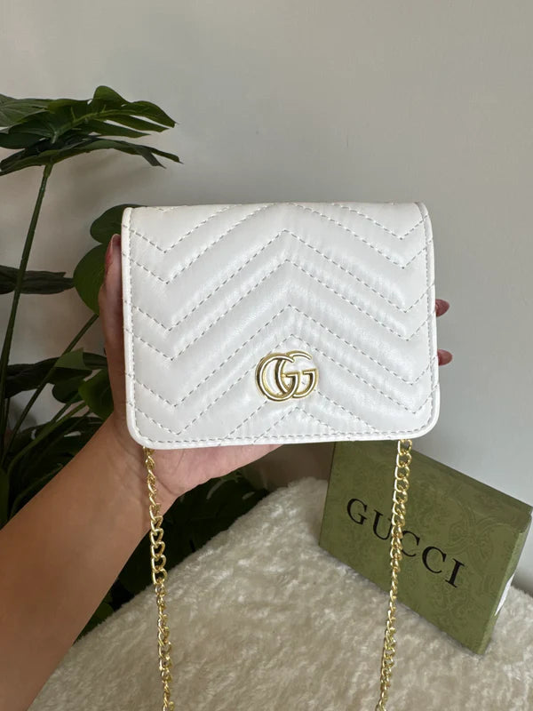 Gucci Wallet Quilted with Detachable Chain - White